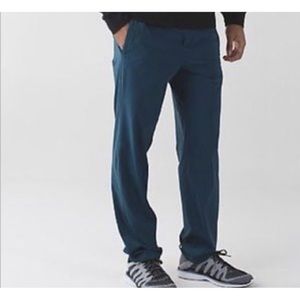 Lululemon men’s cut back Alberta Lake teal pants